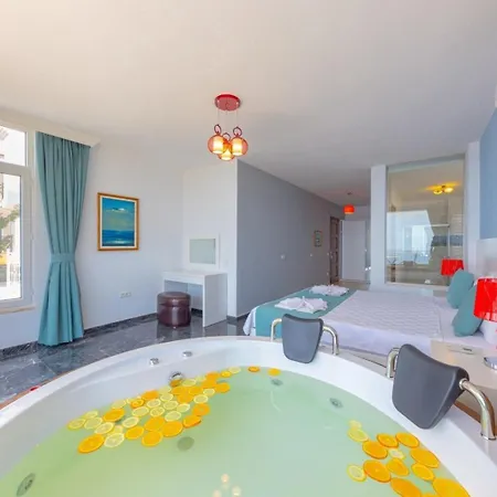 Willa 4 Bedroom - 3133 Kalkan