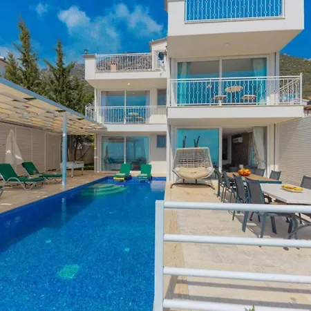 4 Bedroom - 3133 Willa Kalkan