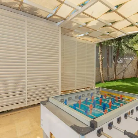 4 Bedroom - 3133